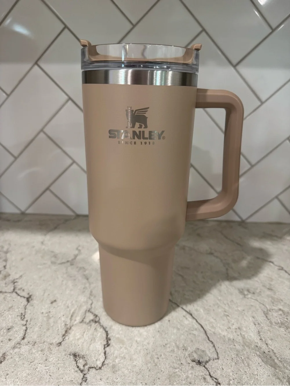 Stanley Beige Travel Tumbler with Handle and Clear Lid 40oz. NO STRAW - Picture 1 of 1